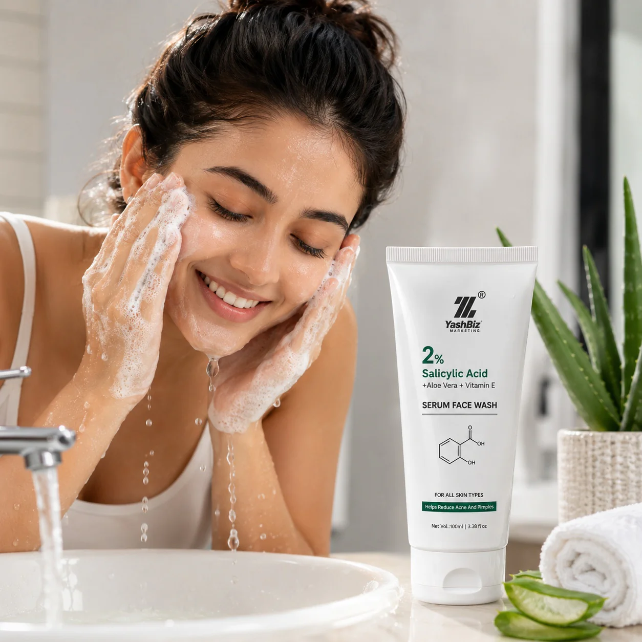 2% Salicylic Acid Serum Face Wash - Image 3
